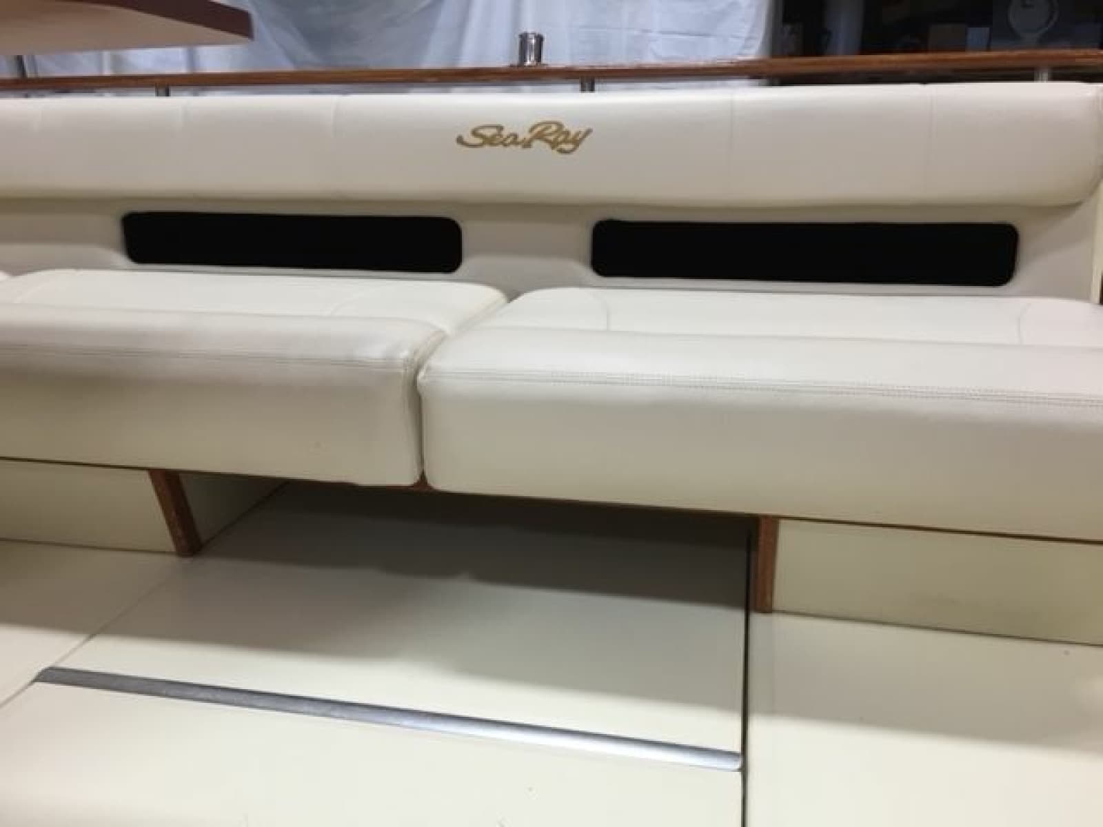 1986 Sea Ray 300 Weekender 30