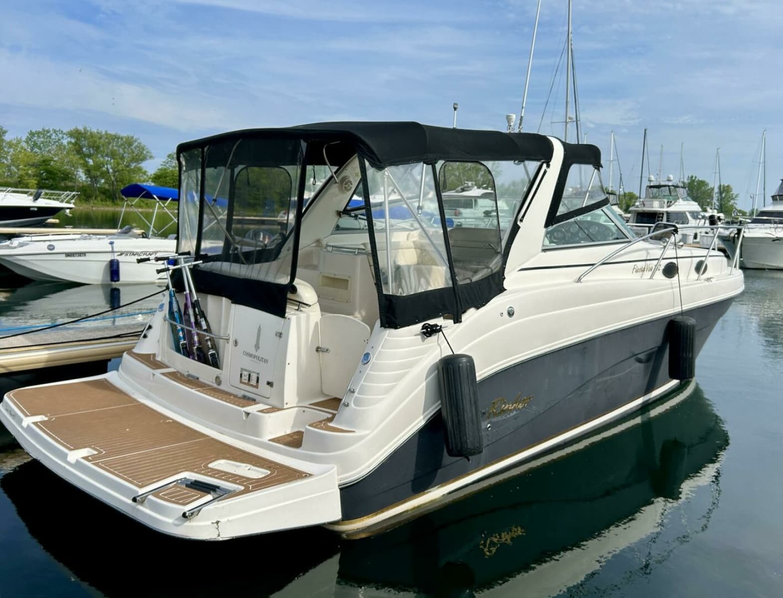 2005 Rinker 342 Fiesta Vee