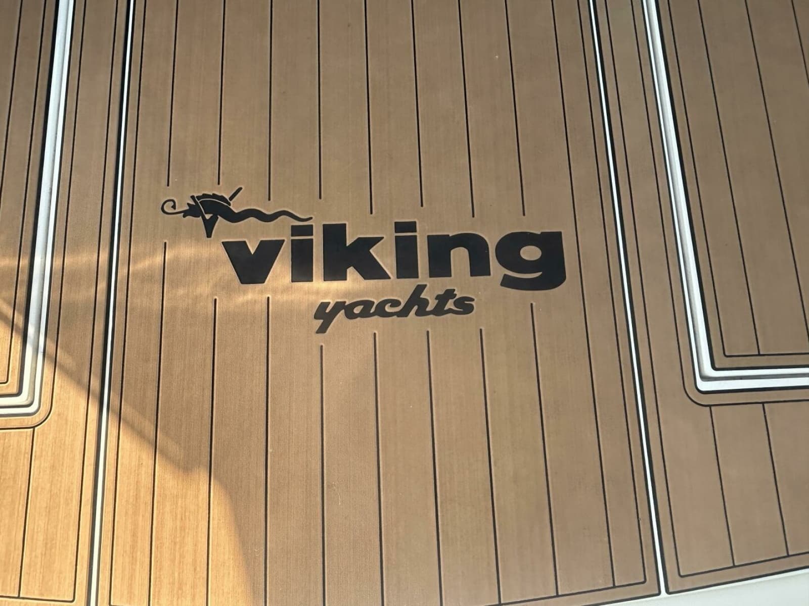 1986 Viking Boats 35 Convertible 35