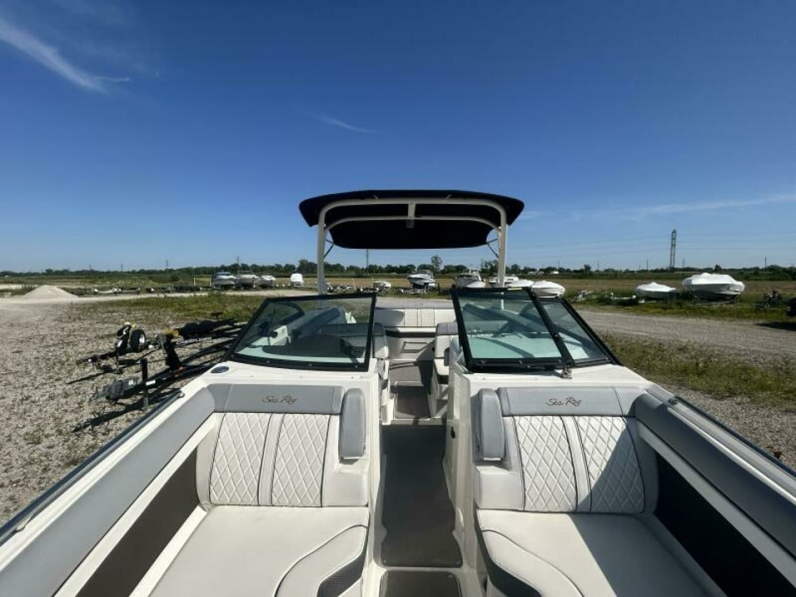 2016 Sea Ray 270 Sundeck 27