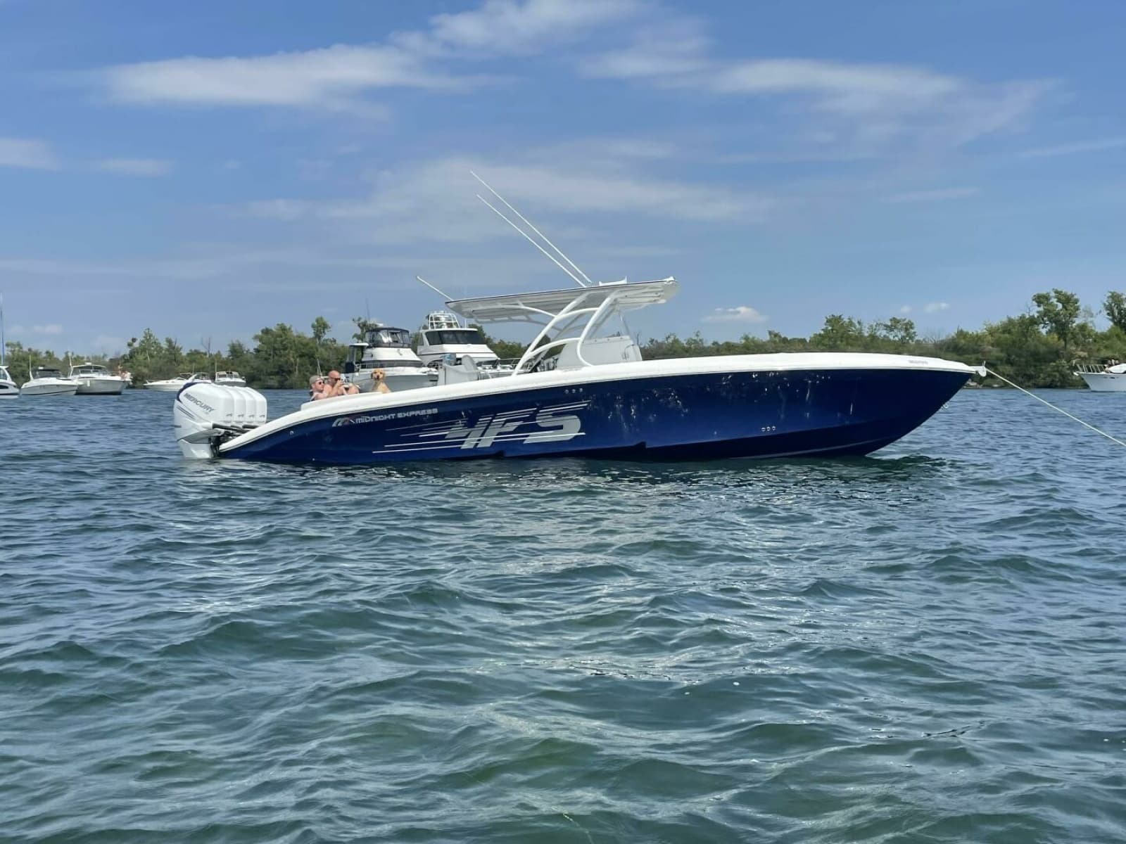 2016 Midnight Express 37 Open