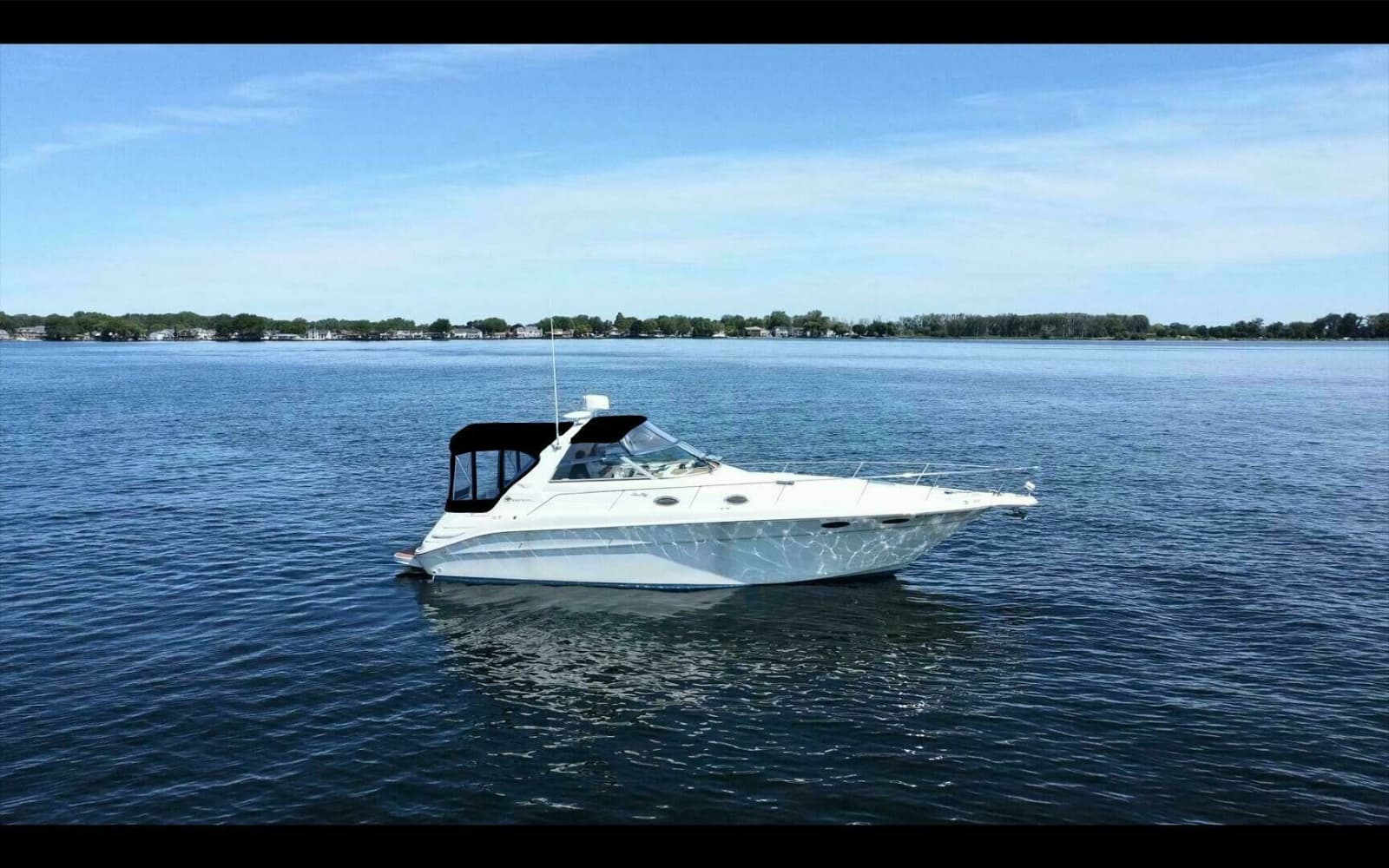 1999 Sea Ray 330 Sundancer