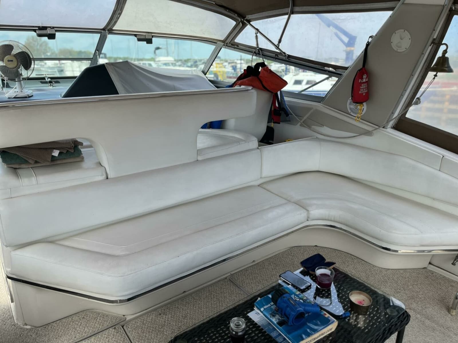 1992 Sea Ray 440 Sundancer 44