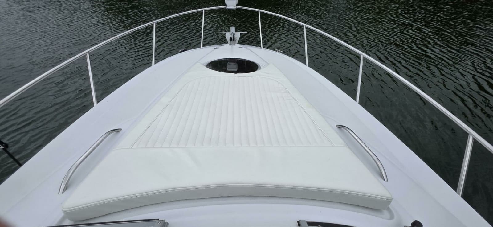 2005 Crownline 250CR 25