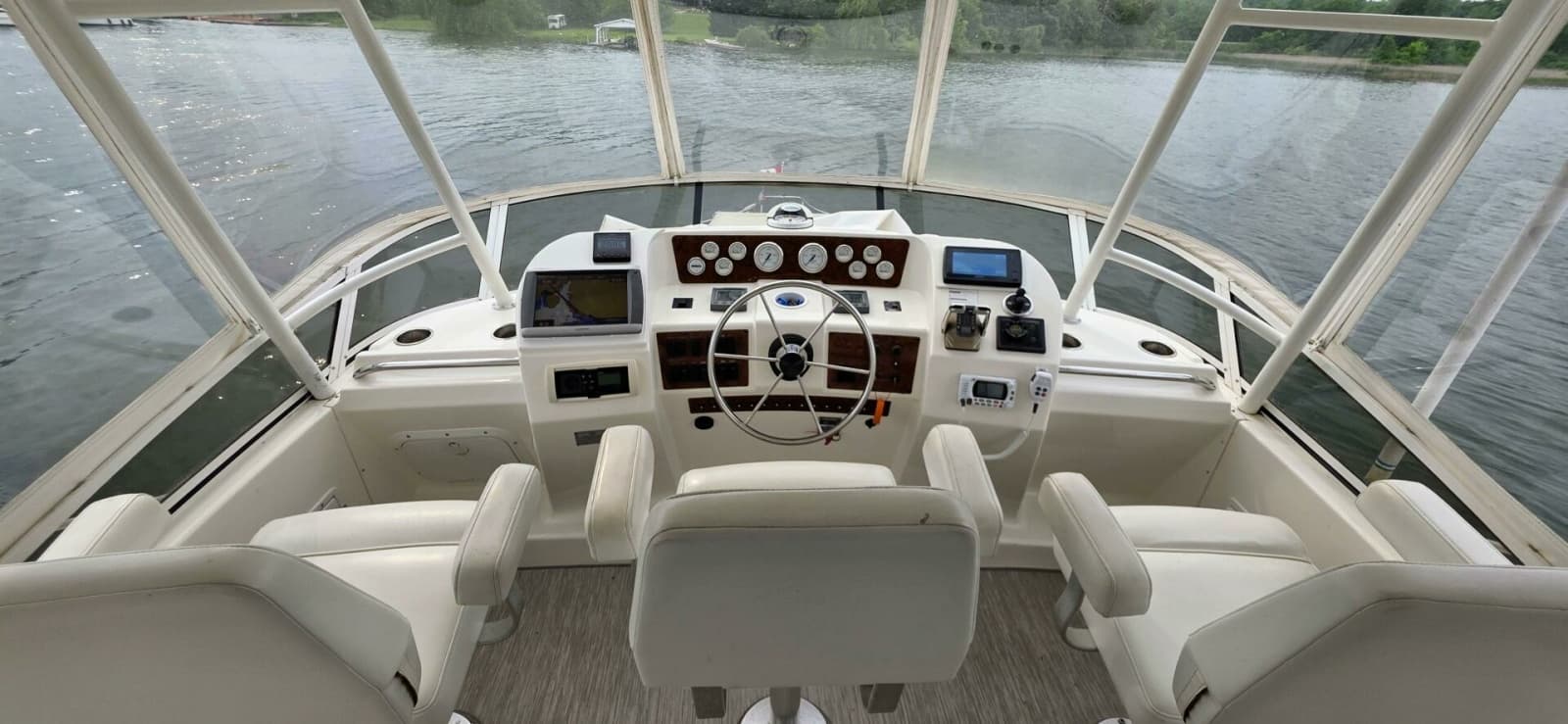 2000 Silverton 453MY 45