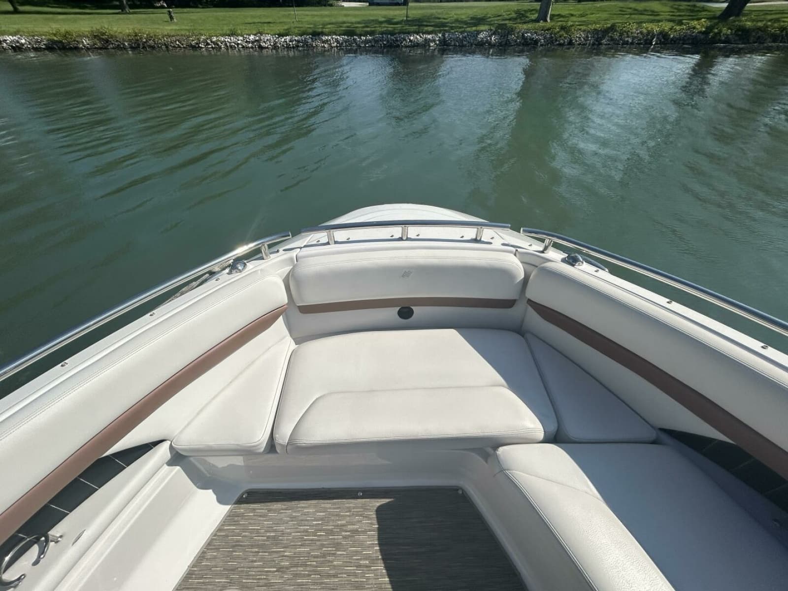 2017 Four Winns H350 35