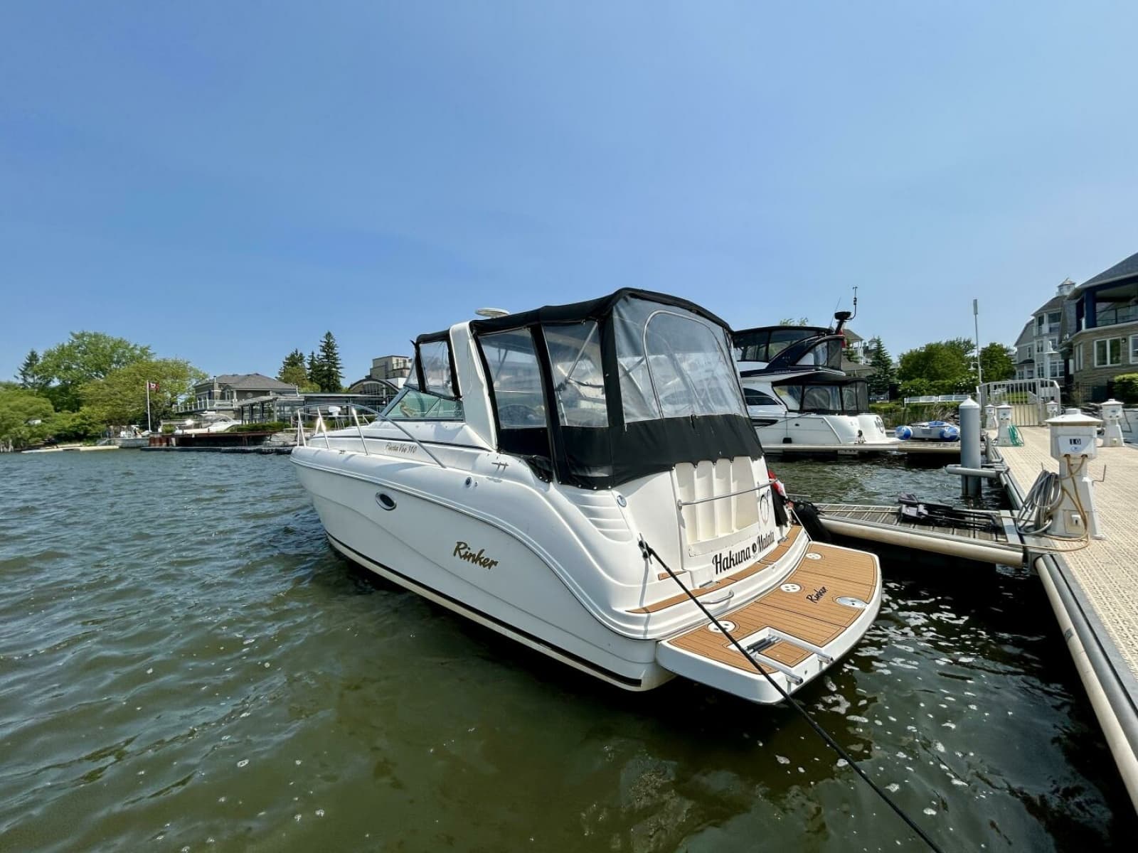 2003 Rinker 310 Fiesta Vee 31