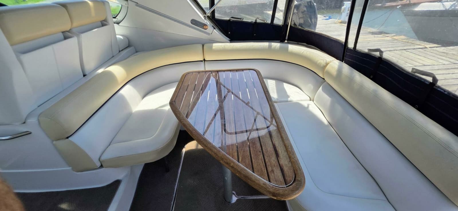 2008 Four Winns 318 Vista 31