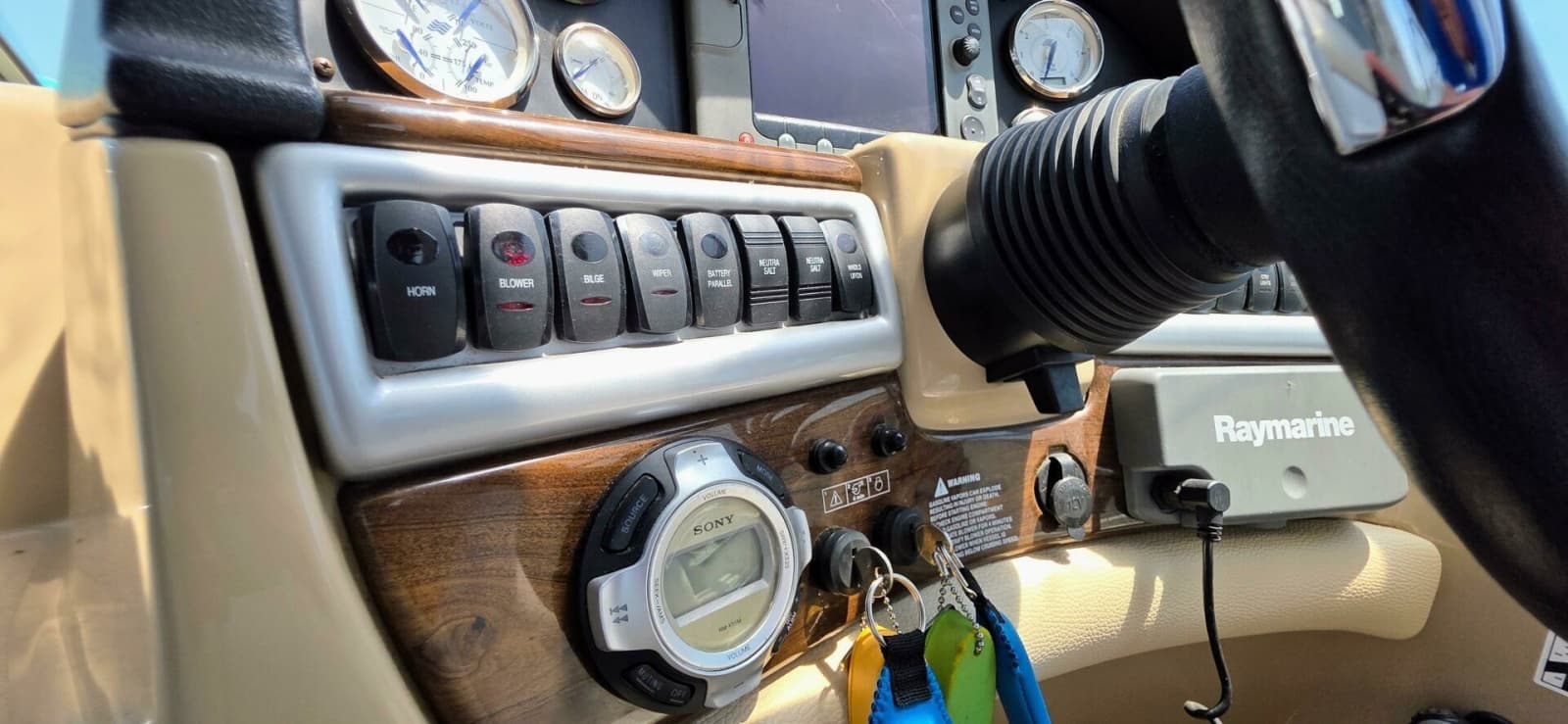 2008 Four Winns 318 Vista 31