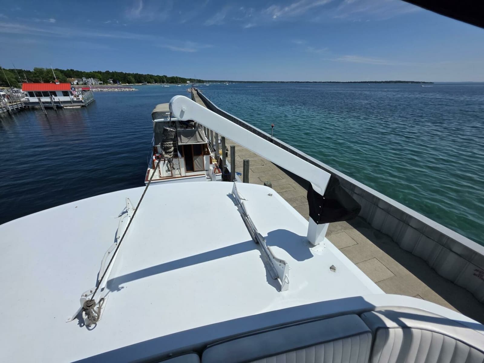 1976 Chris-Craft Roamer 60 60