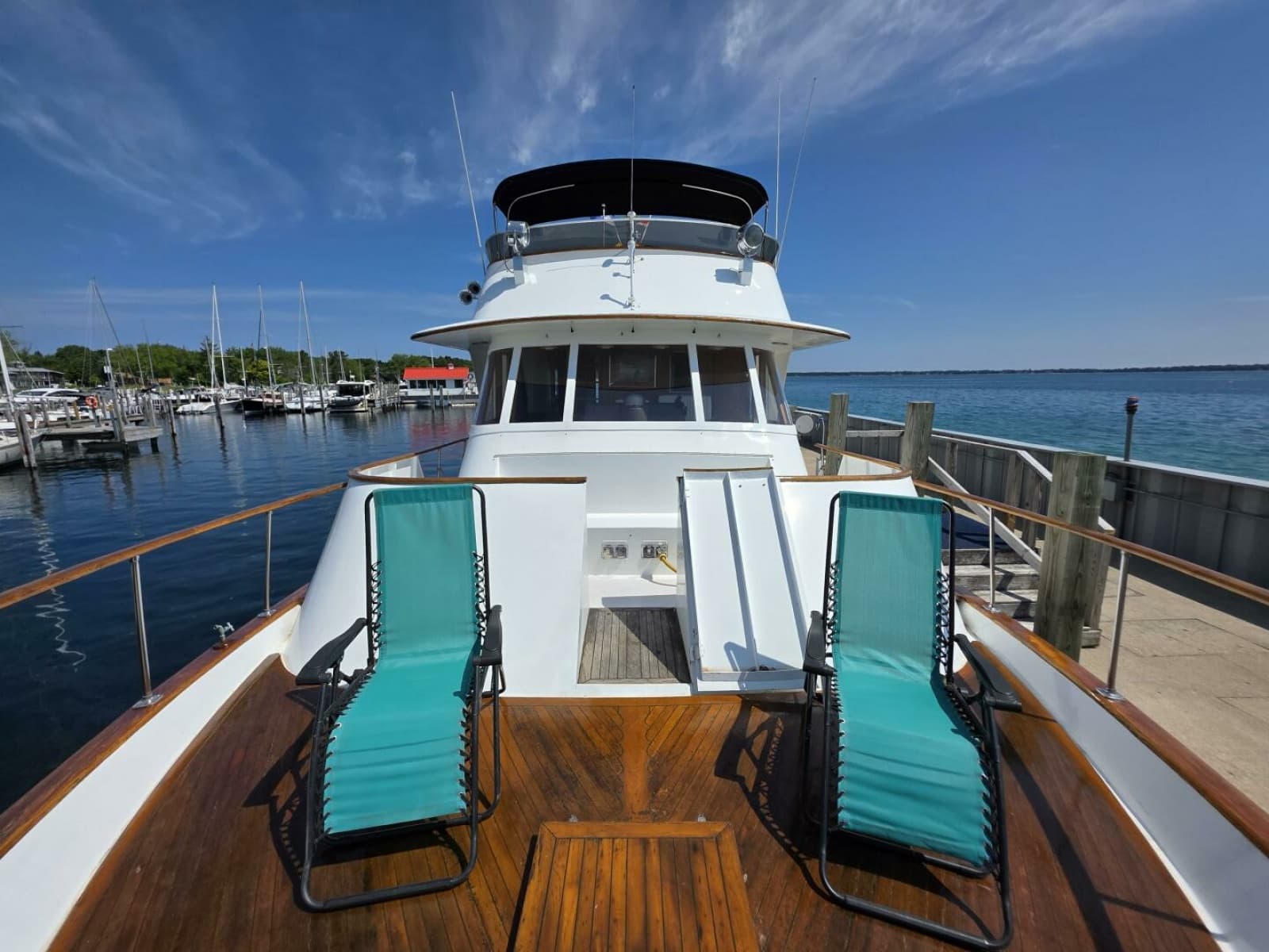 1976 Chris-Craft Roamer 60 60