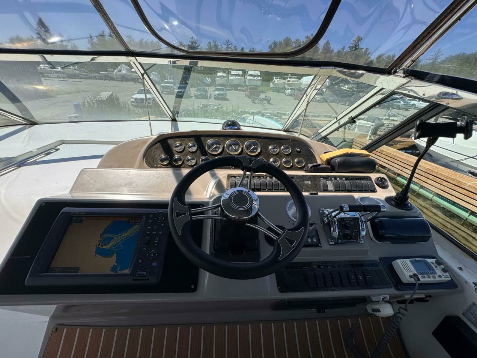 2002 Cruisers Yachts 4450 Express Motor Yacht 45