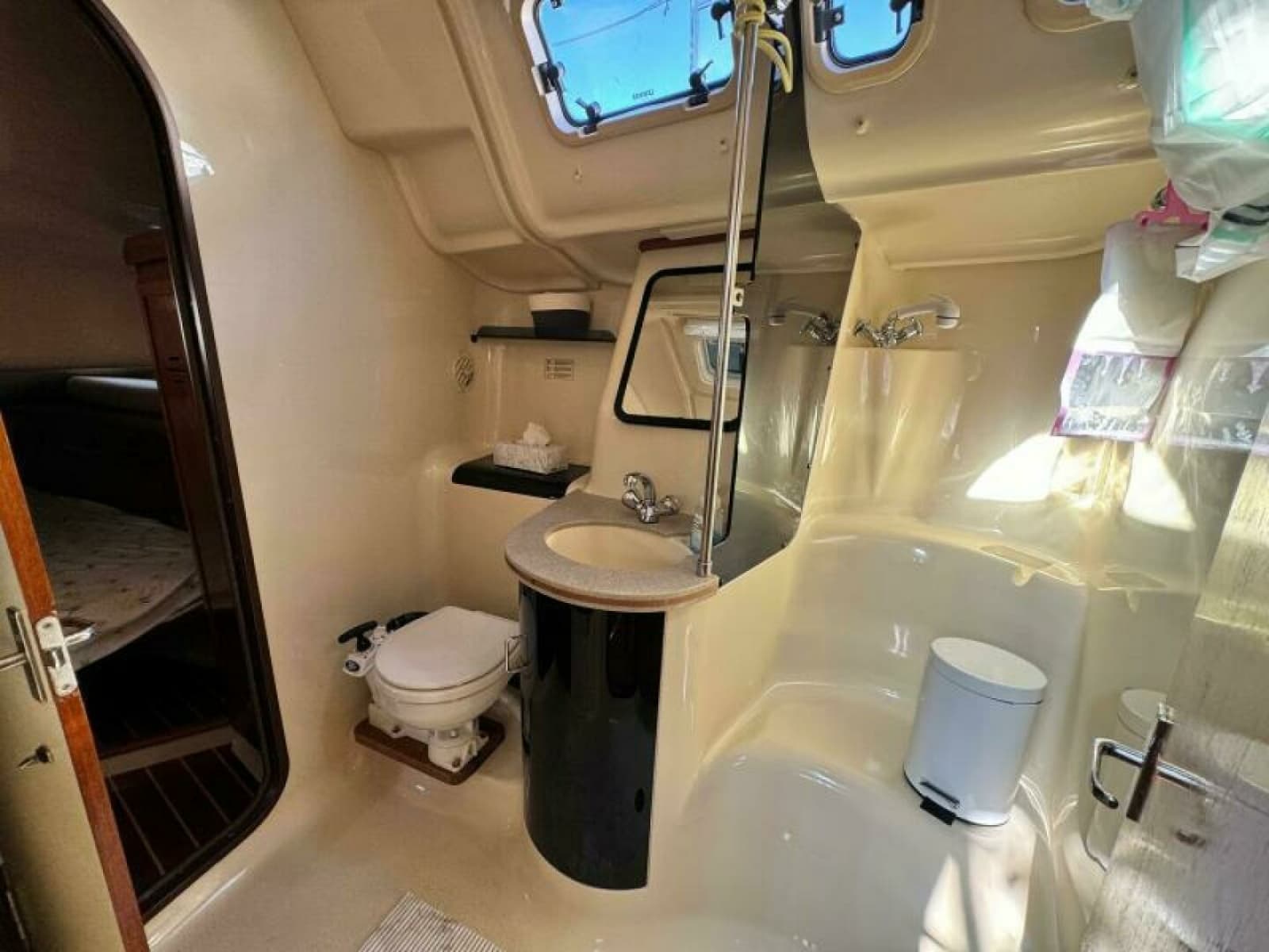 1995 Hunter 430 43
