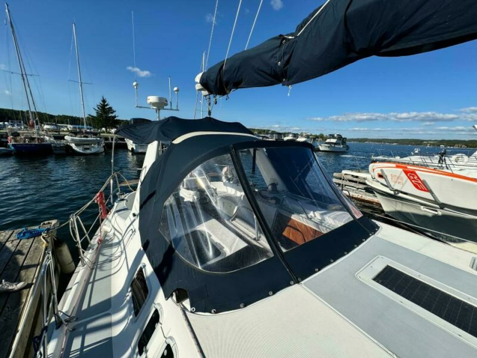1995 Hunter 430 43