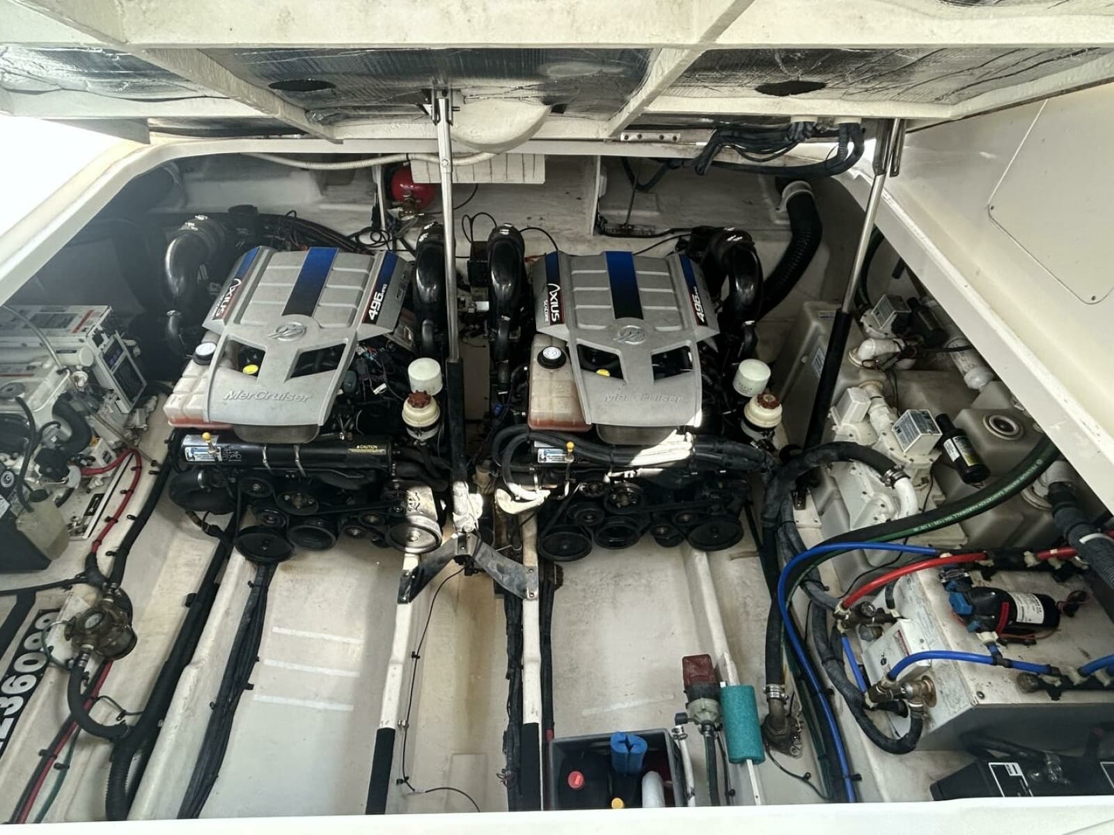 2010 Sea Ray 370 Sundancer 37