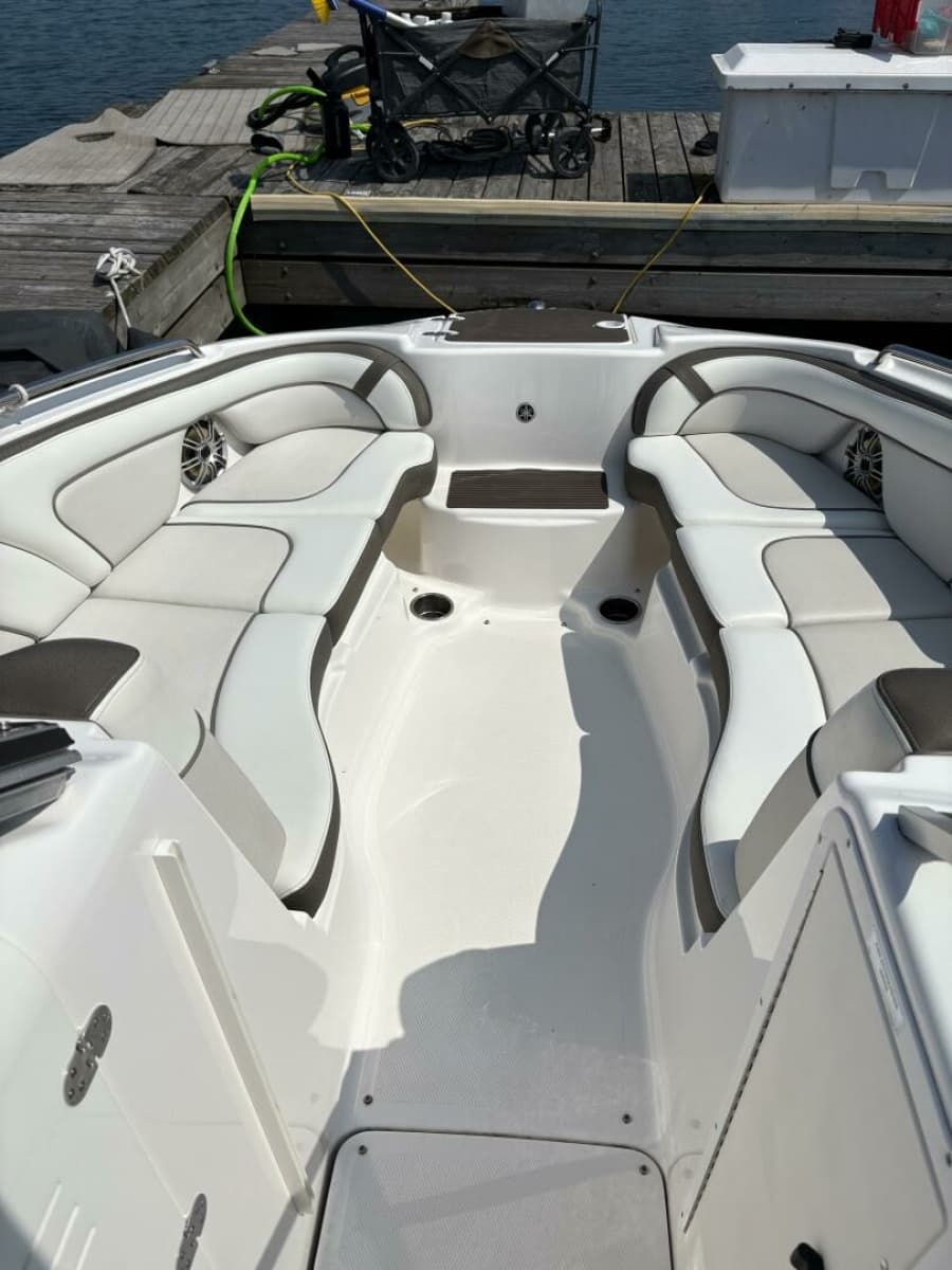 2013 Yamaha Boats 242 Limited S 24