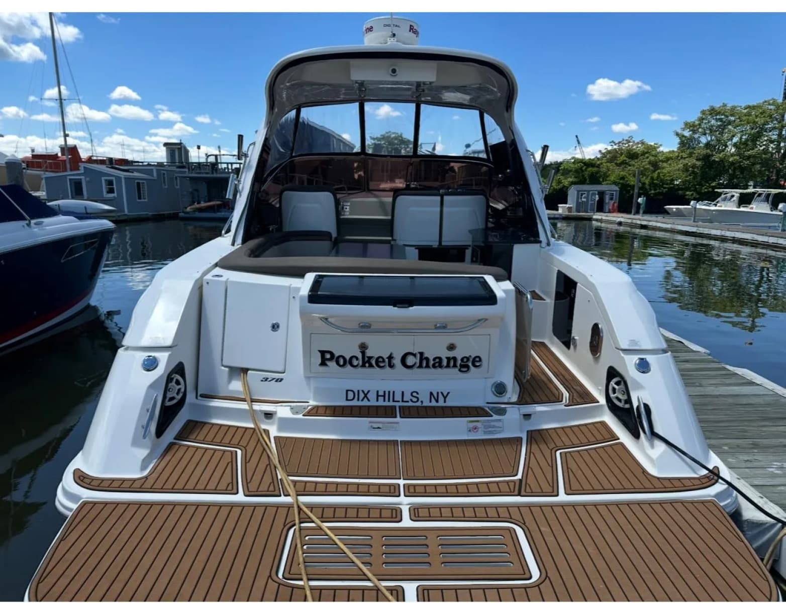 2016 Sea Ray 370 Sundancer