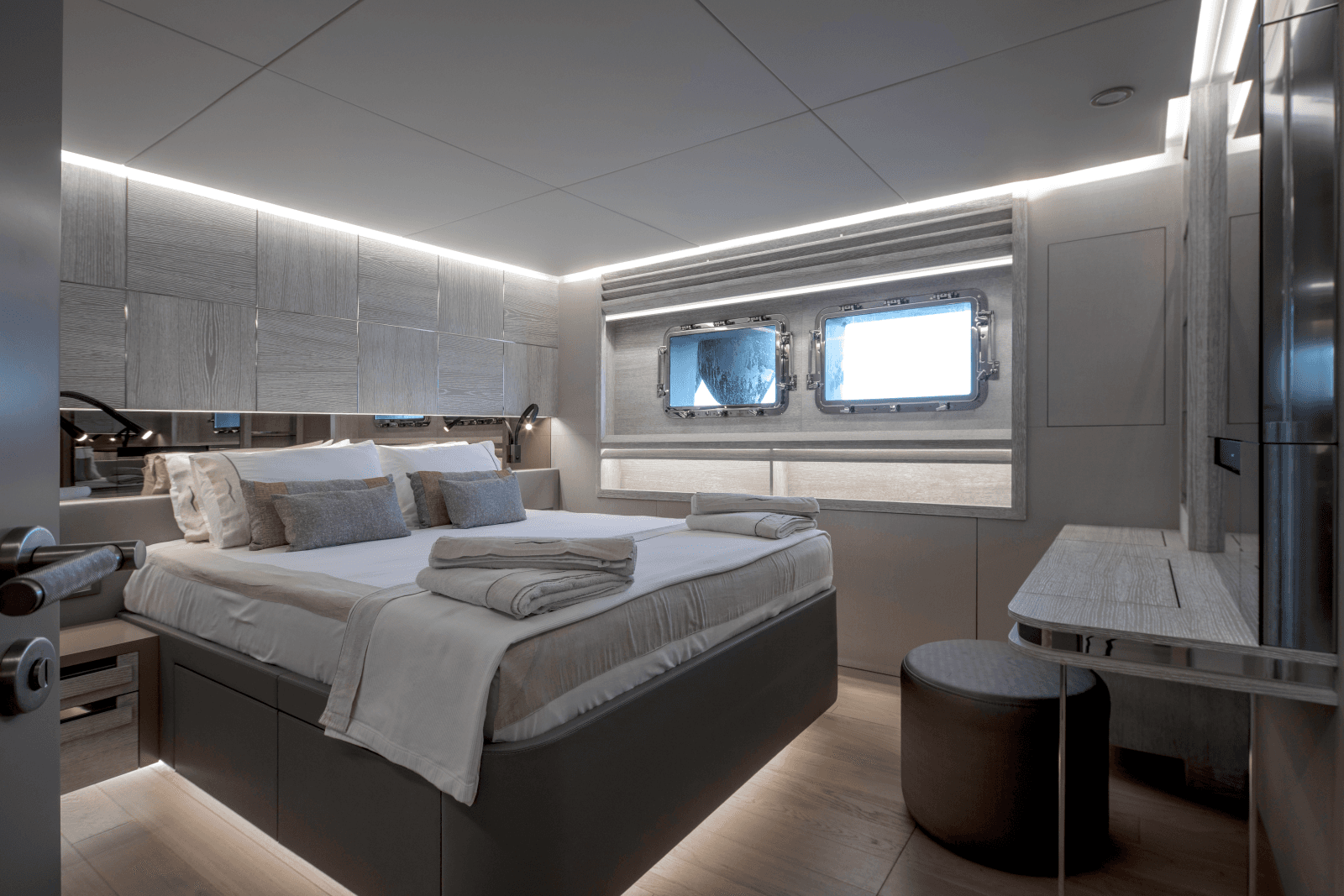 2019 Numarine 32XP