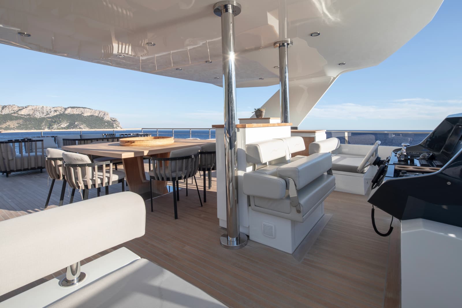 2019 Numarine 32XP