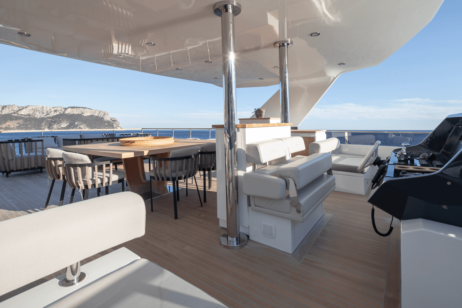 2019 Numarine 32XP