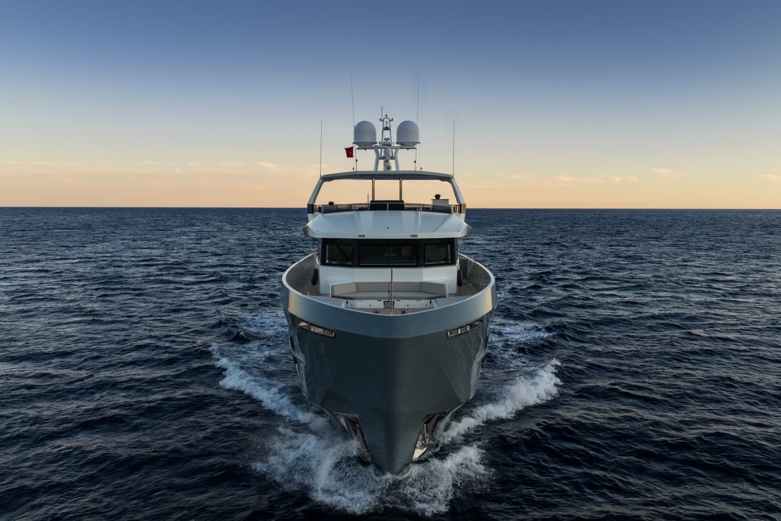 2019 Numarine 32XP