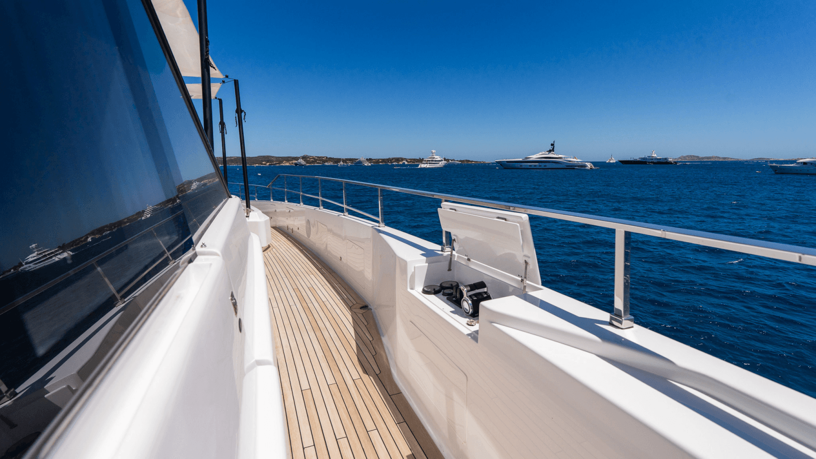 2024 Custom Line Navetta 33