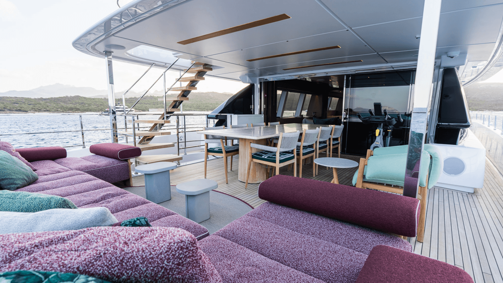 2024 Custom Line Navetta 33