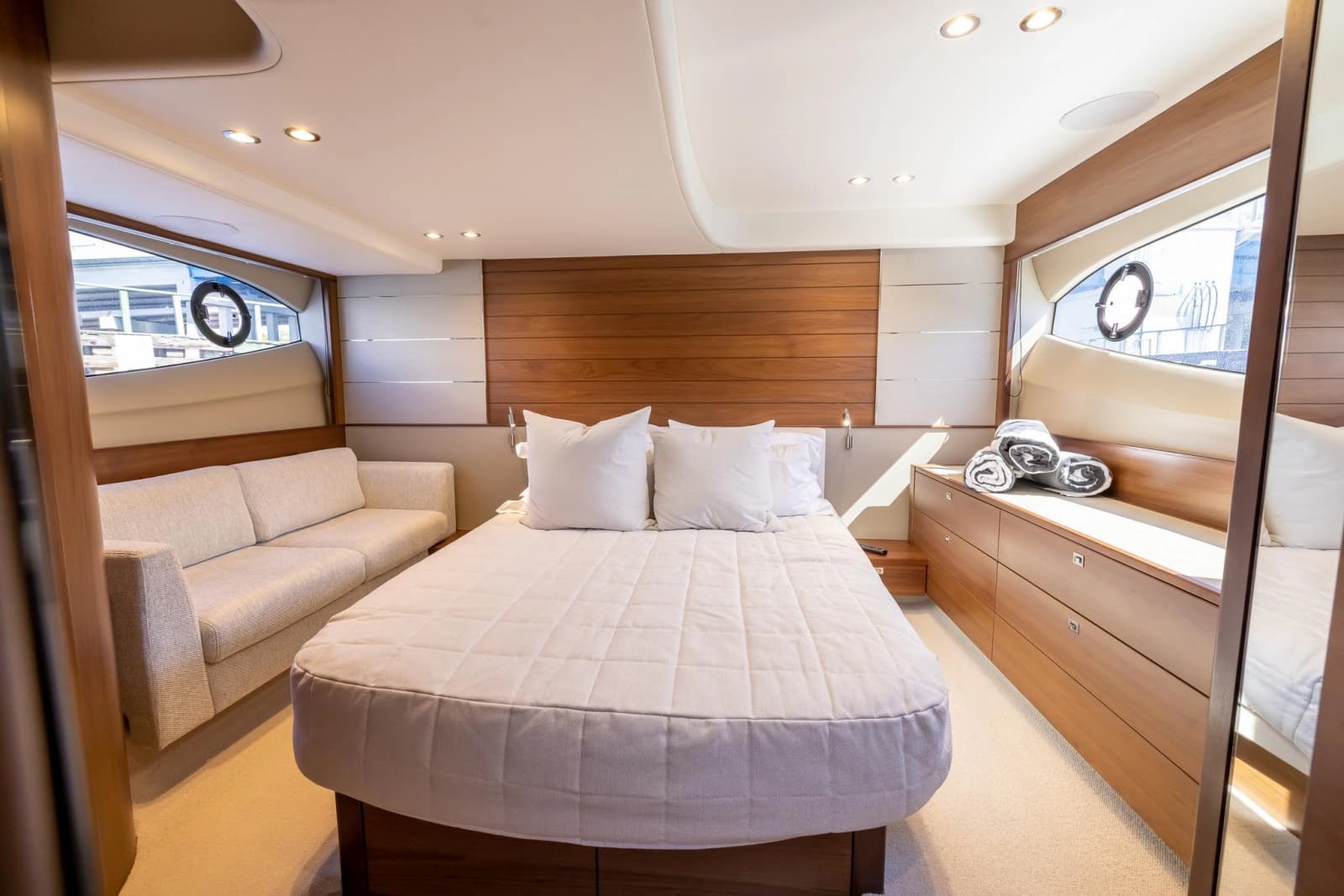2020 Princess V50