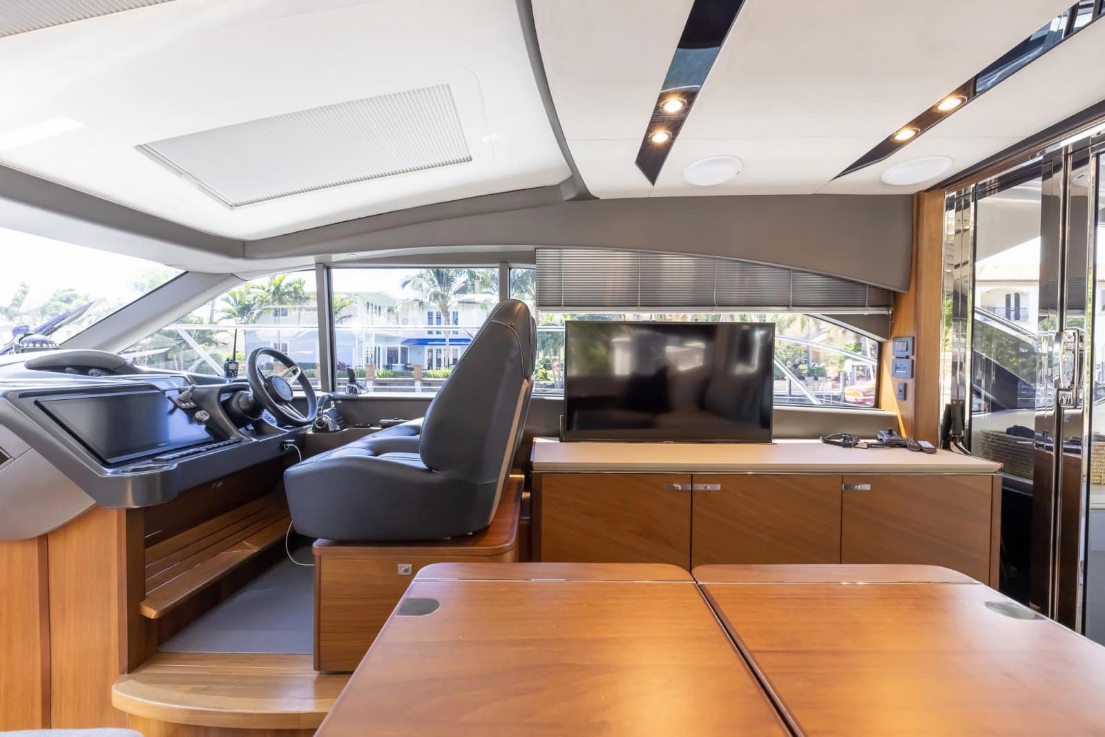 2020 Princess V50