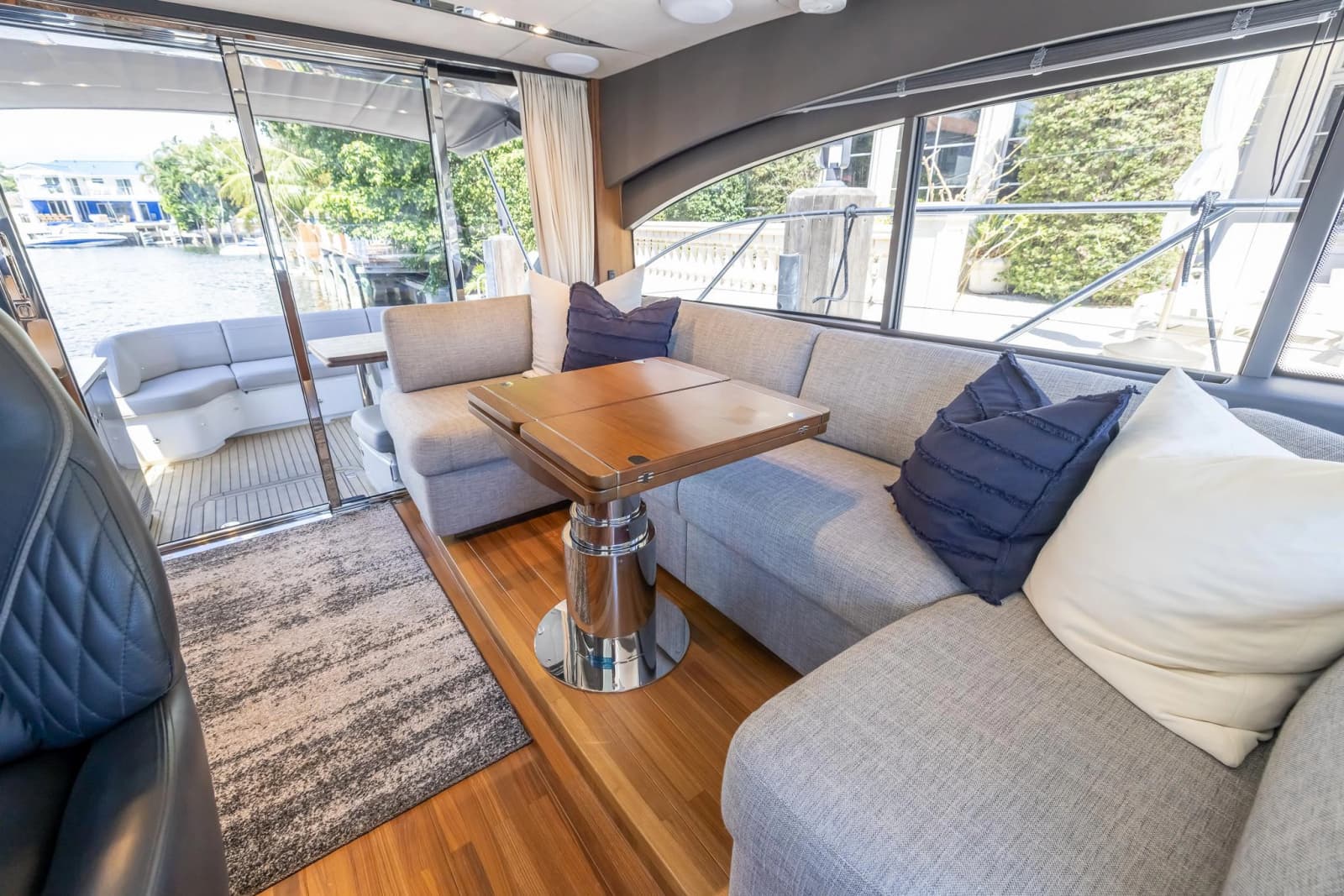 2020 Princess V50