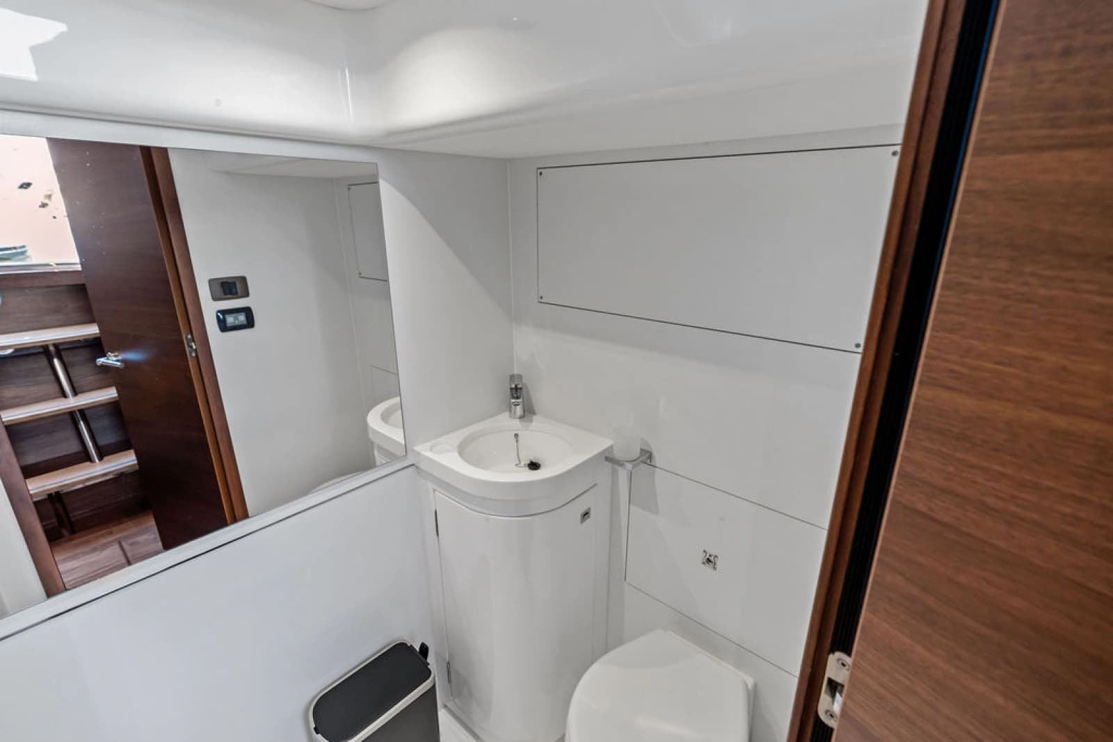 2025 Princess F65