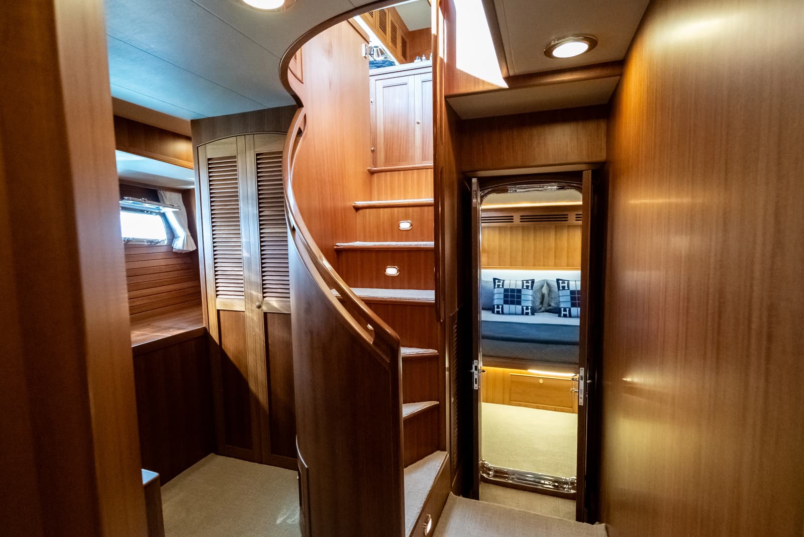 2011 Marlow Explorer
