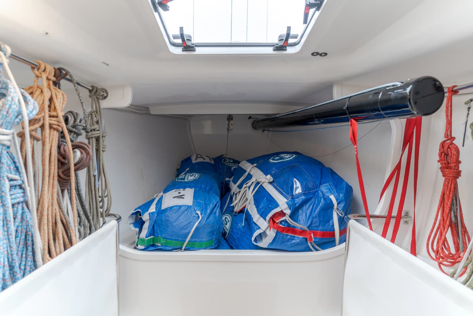 2019 J Boats J/121