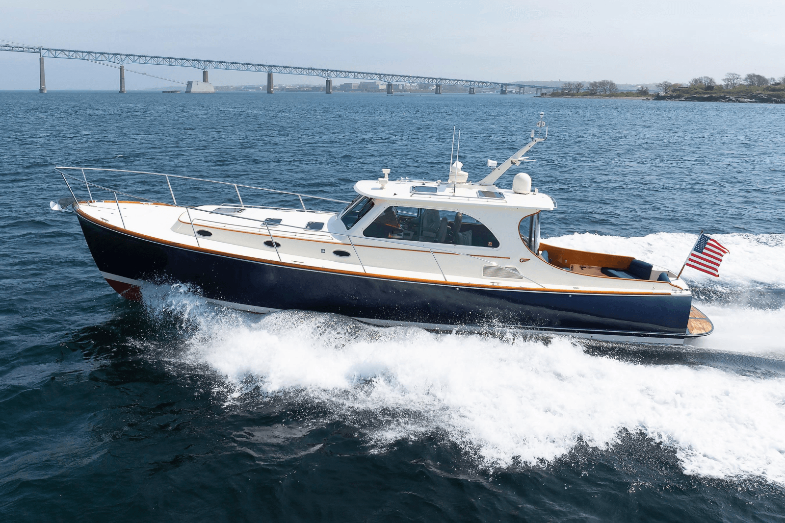 2009 Hinckley Talaria 44 MY