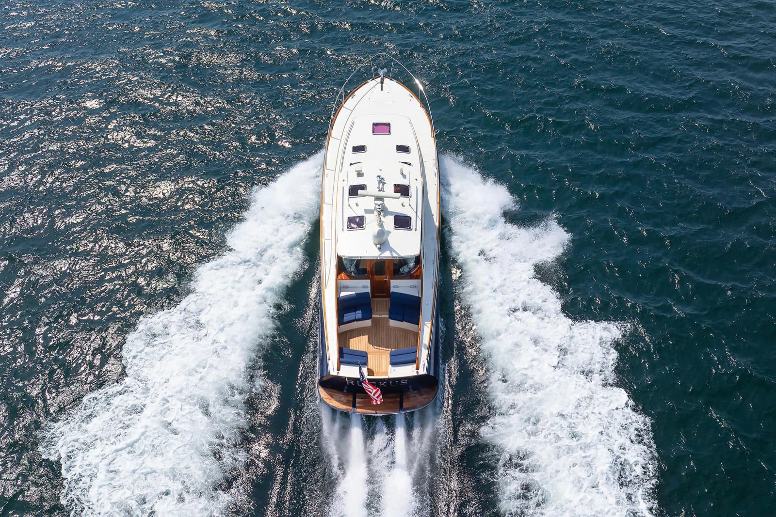 2009 Hinckley Talaria 44 MY