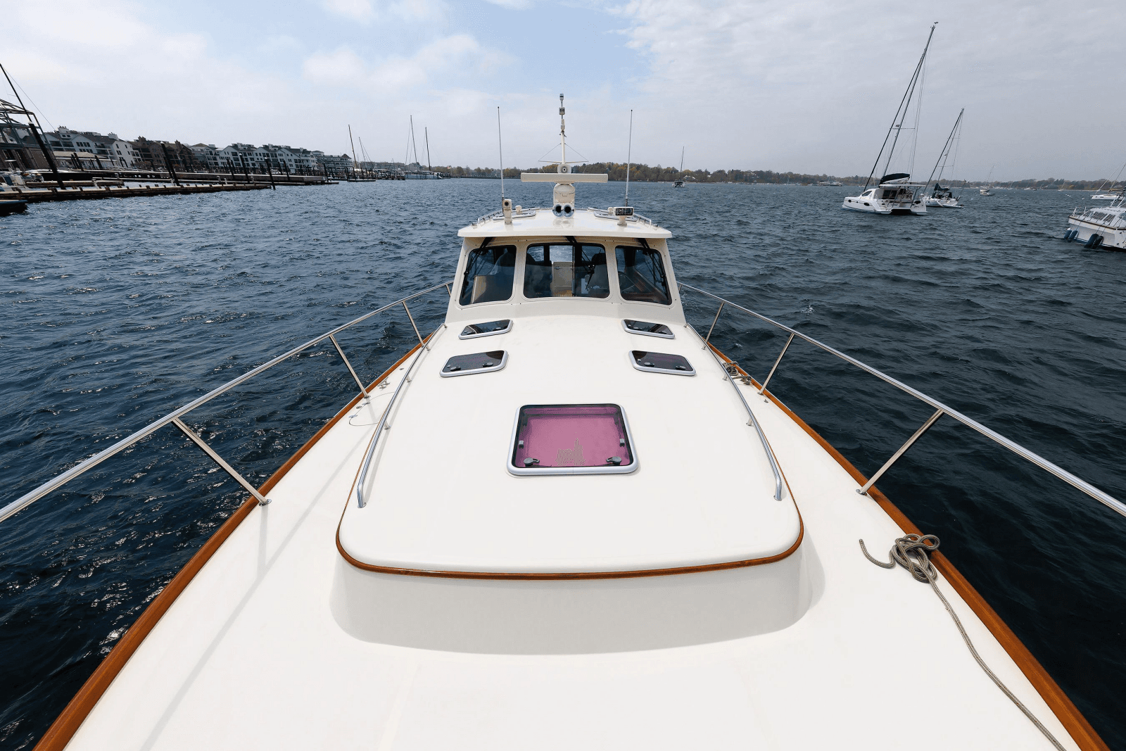 2009 Hinckley Talaria 44 MY