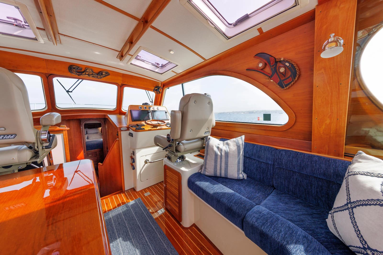 2009 Hinckley Talaria 44 MY