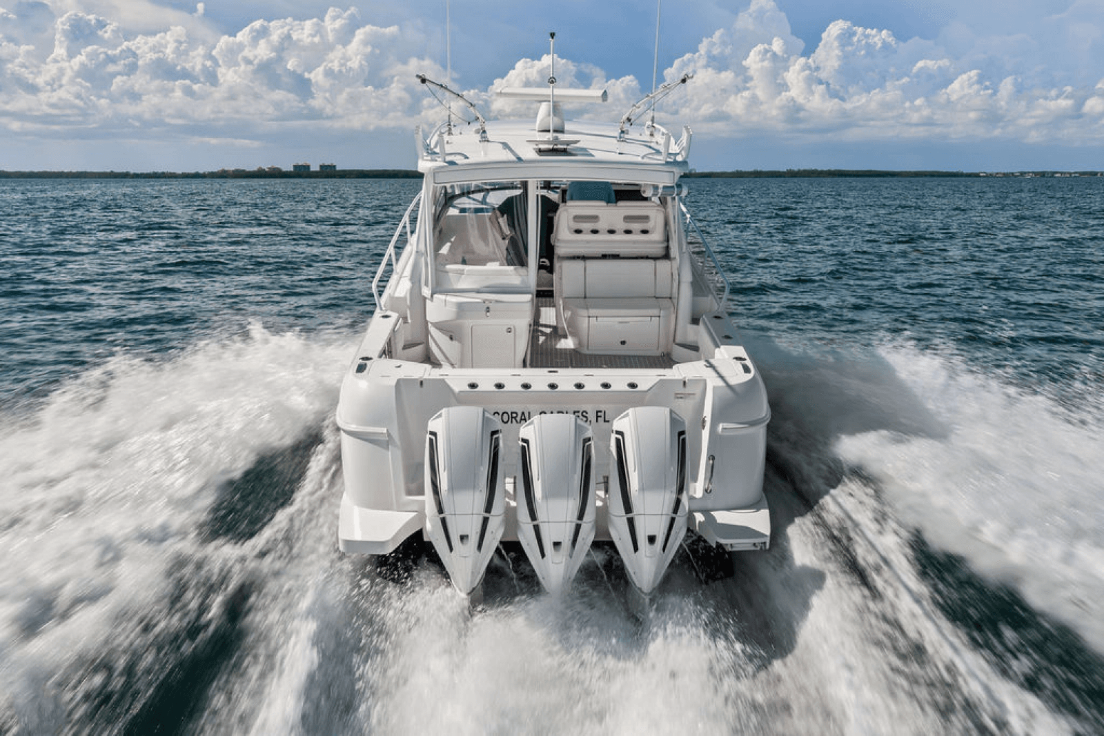2022 Intrepid 438 Evolution