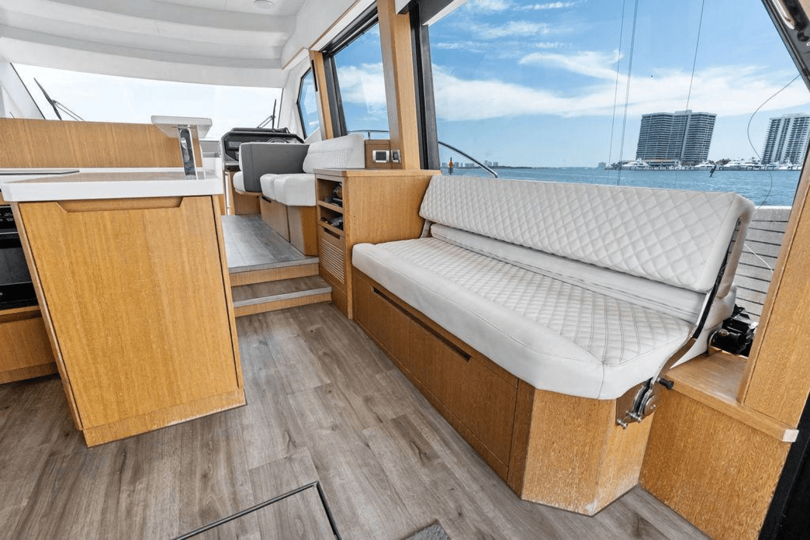 2019 Galeon 500 Fly