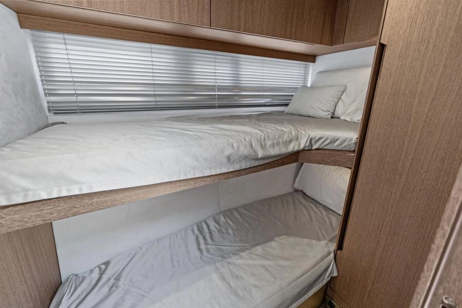 2019 Galeon 500 Fly