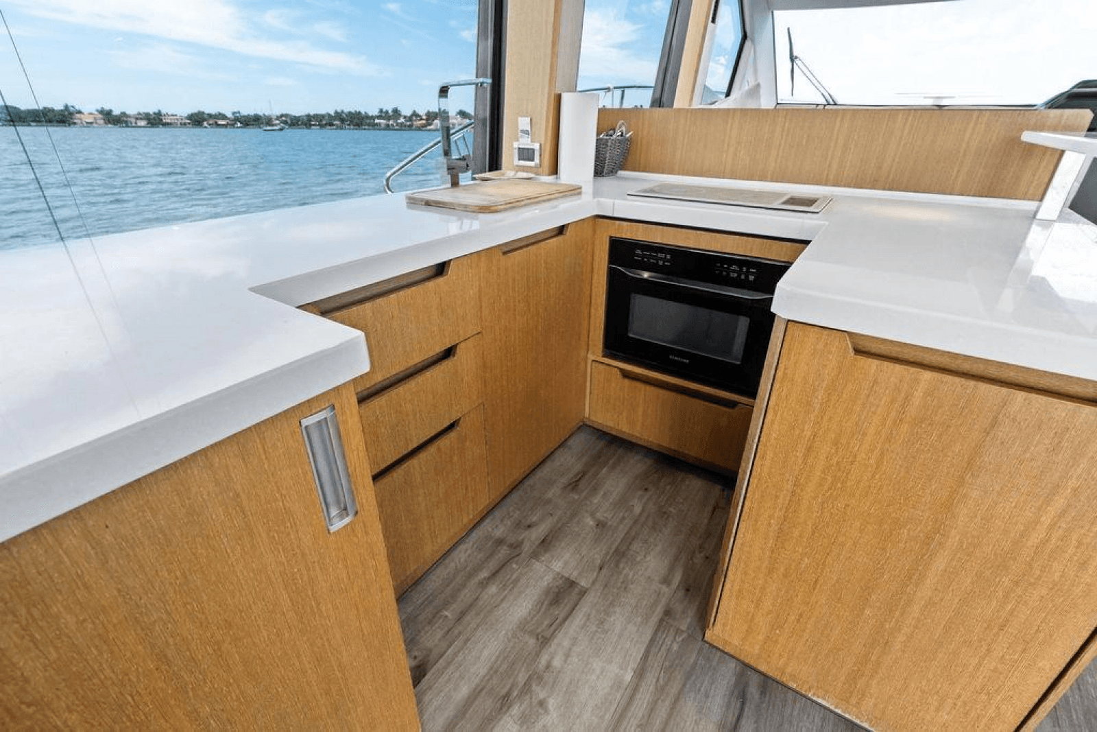 2019 Galeon 500 Fly
