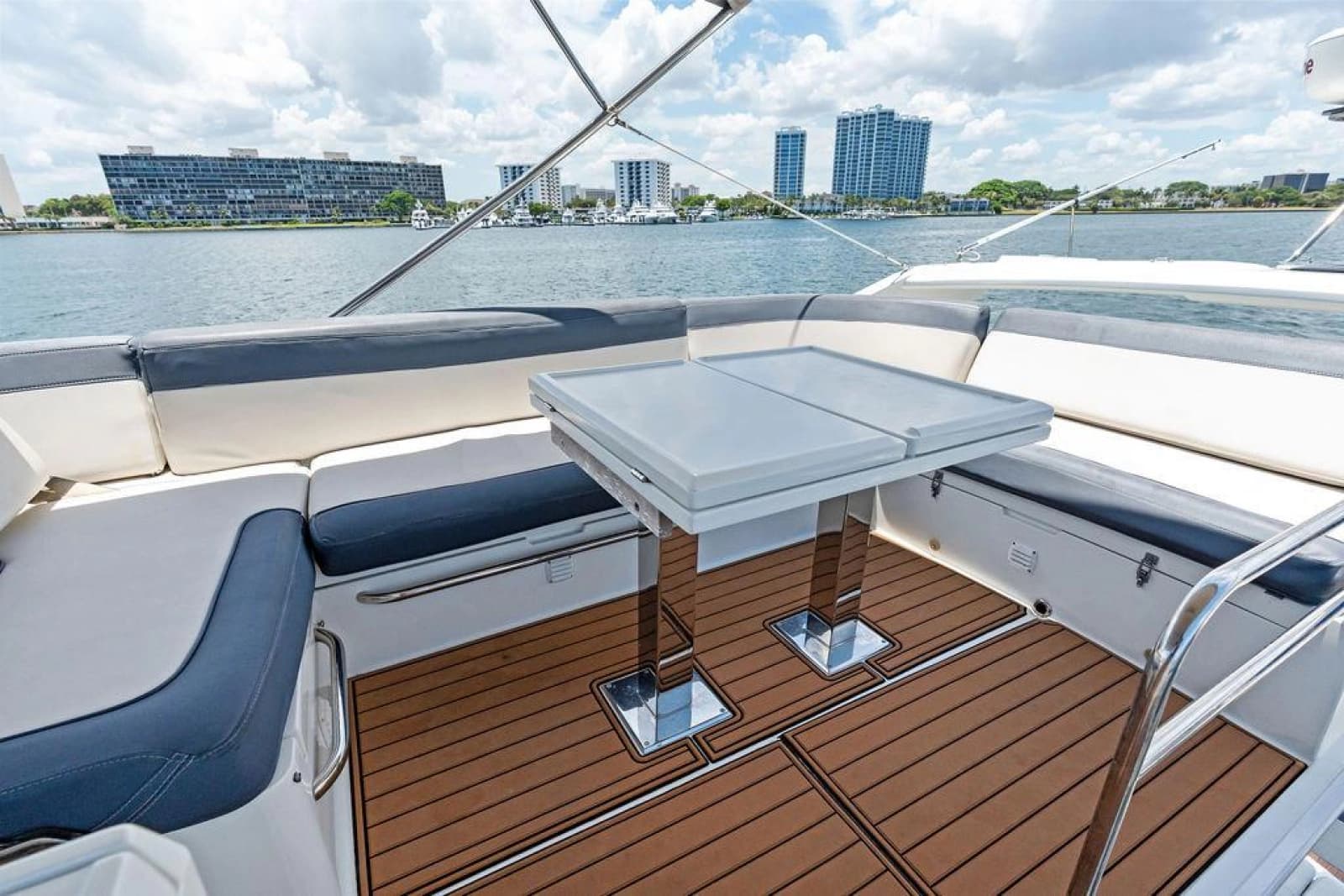 2019 Galeon 500 Fly
