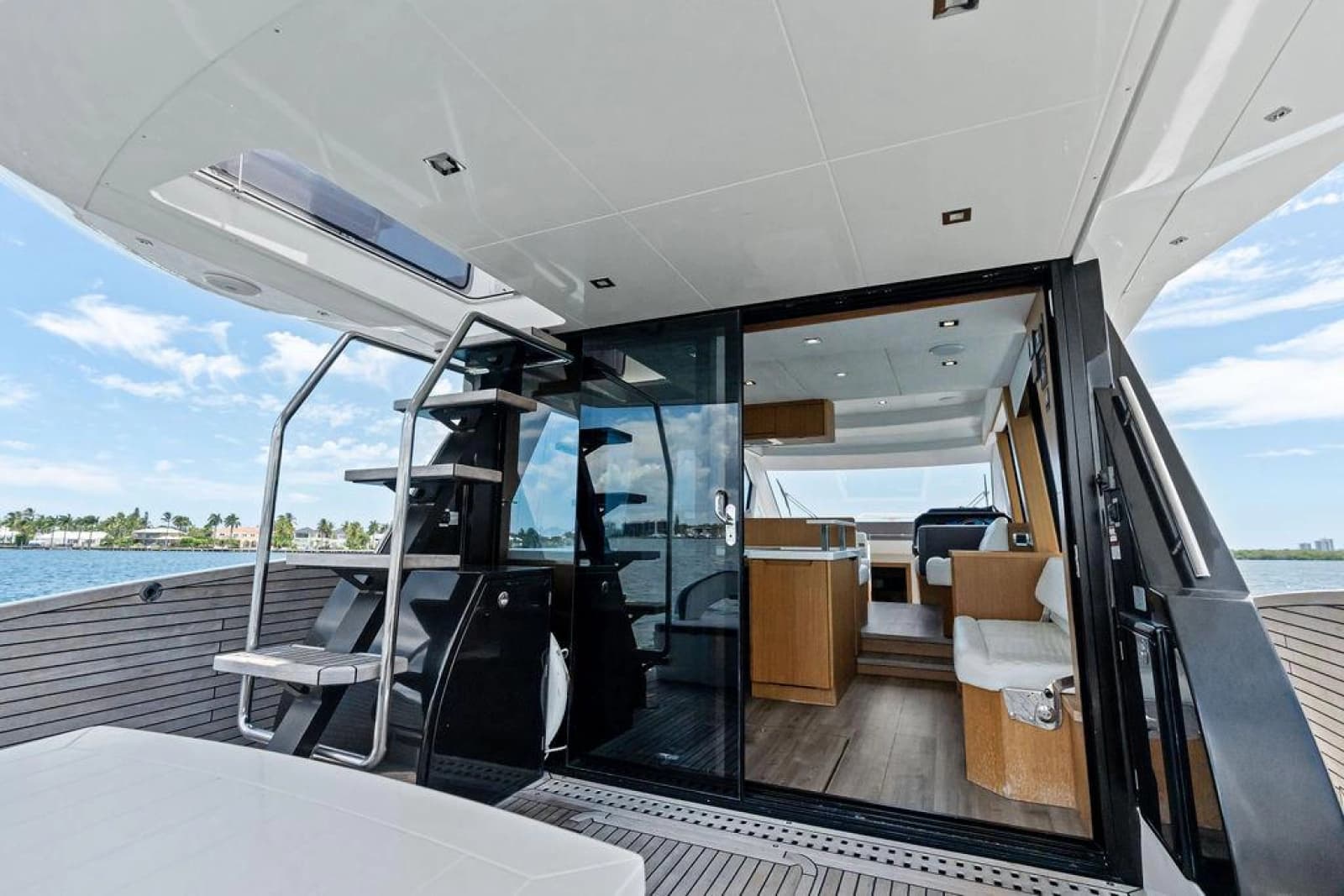 2019 Galeon 500 Fly
