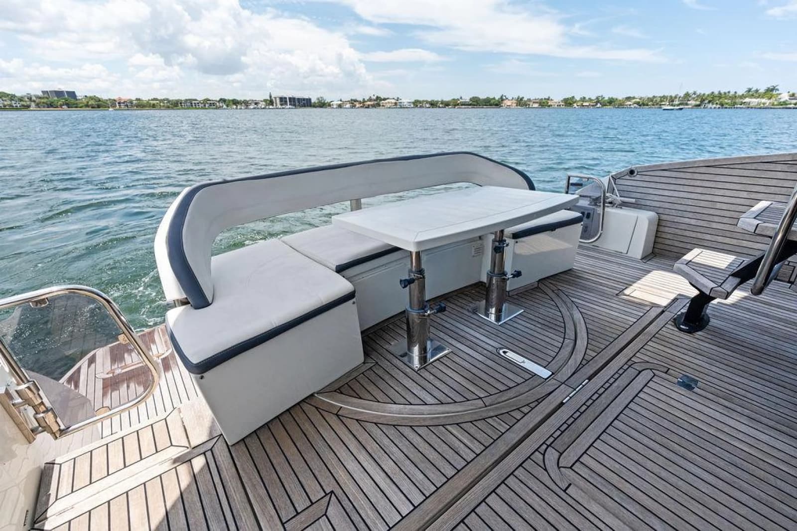2019 Galeon 500 Fly