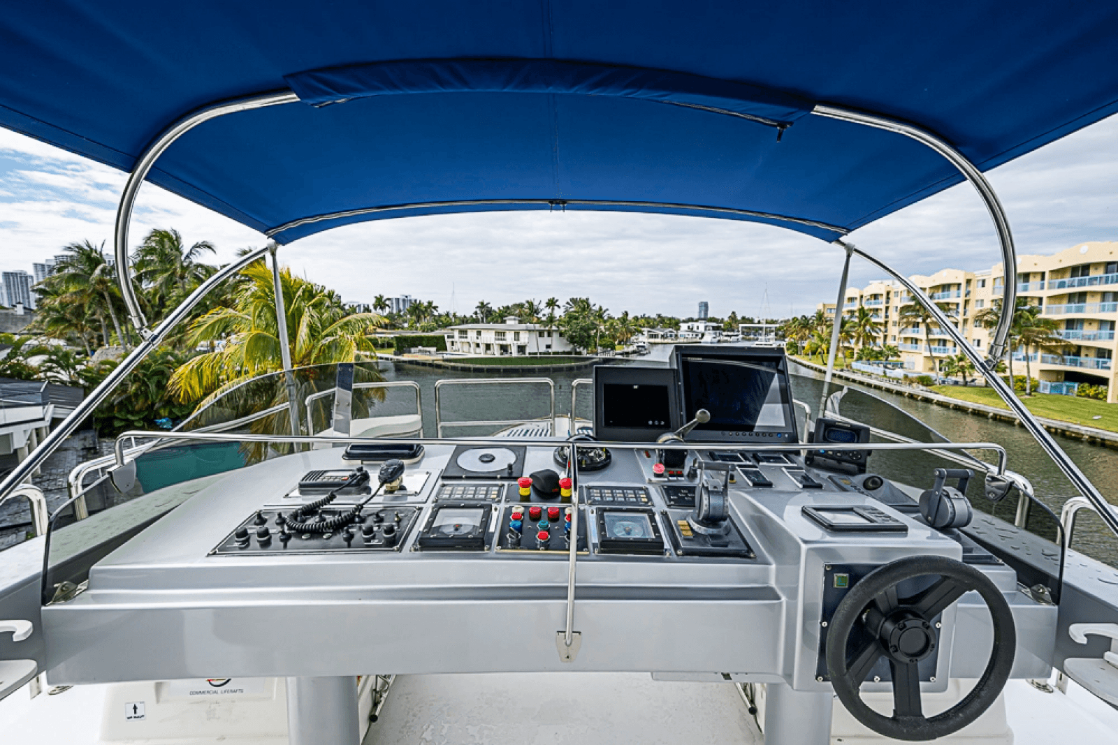 1994 Benetti Trideck