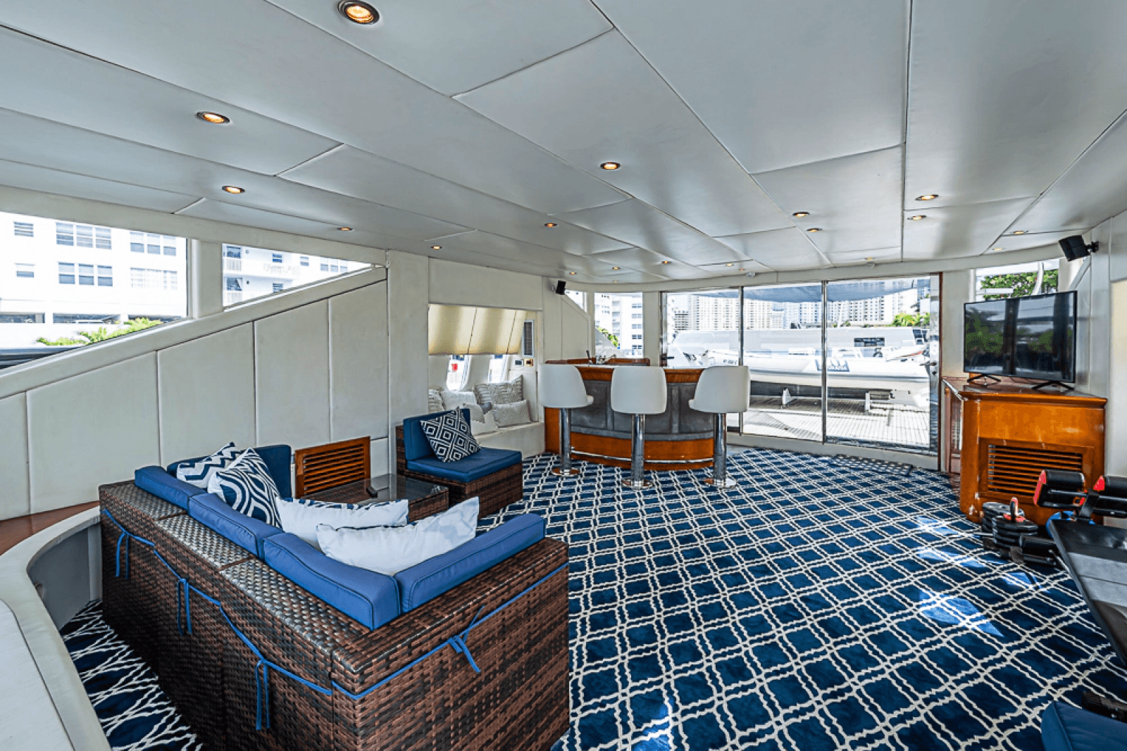 1994 Benetti Trideck