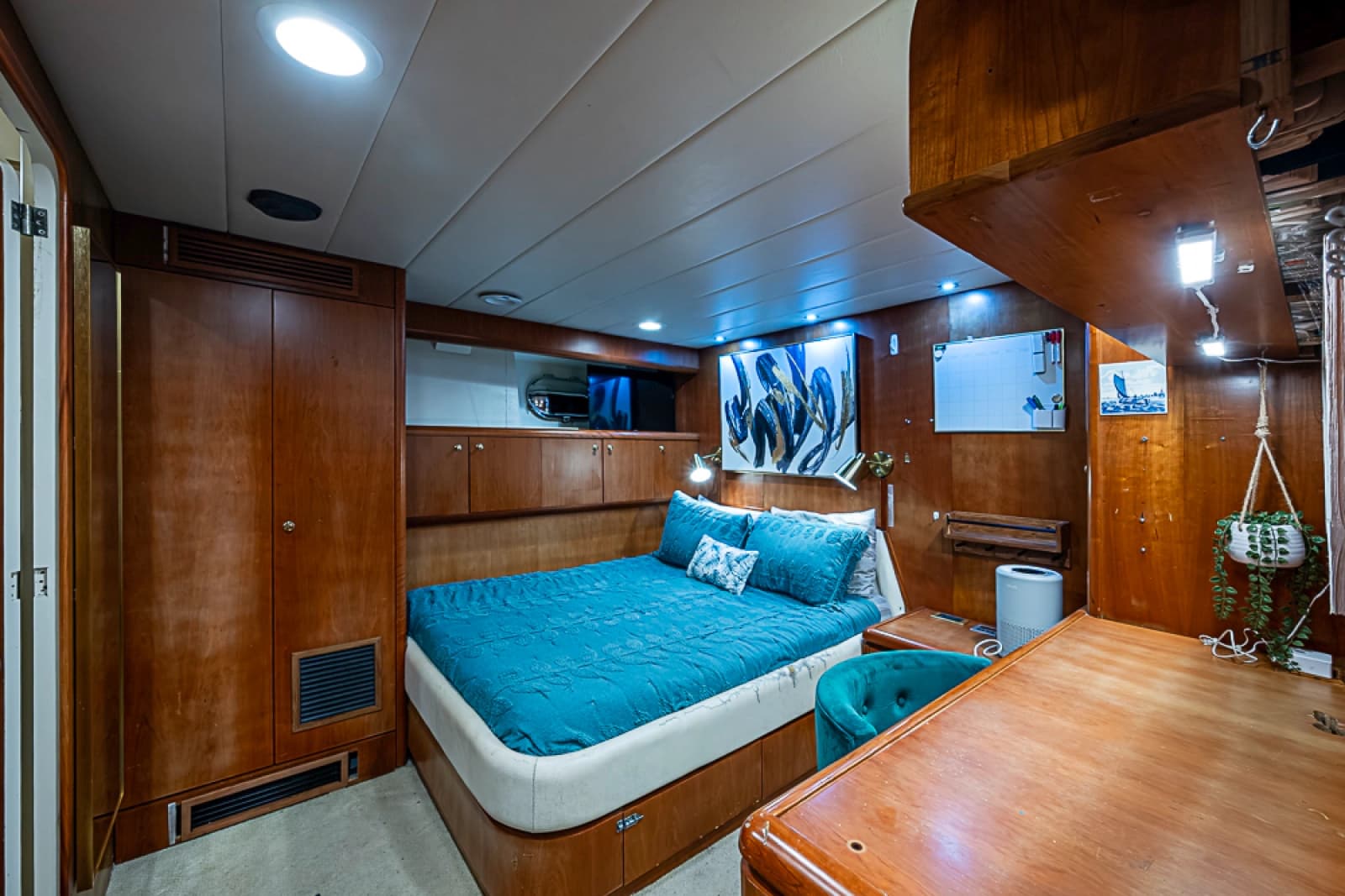 1994 Benetti Trideck