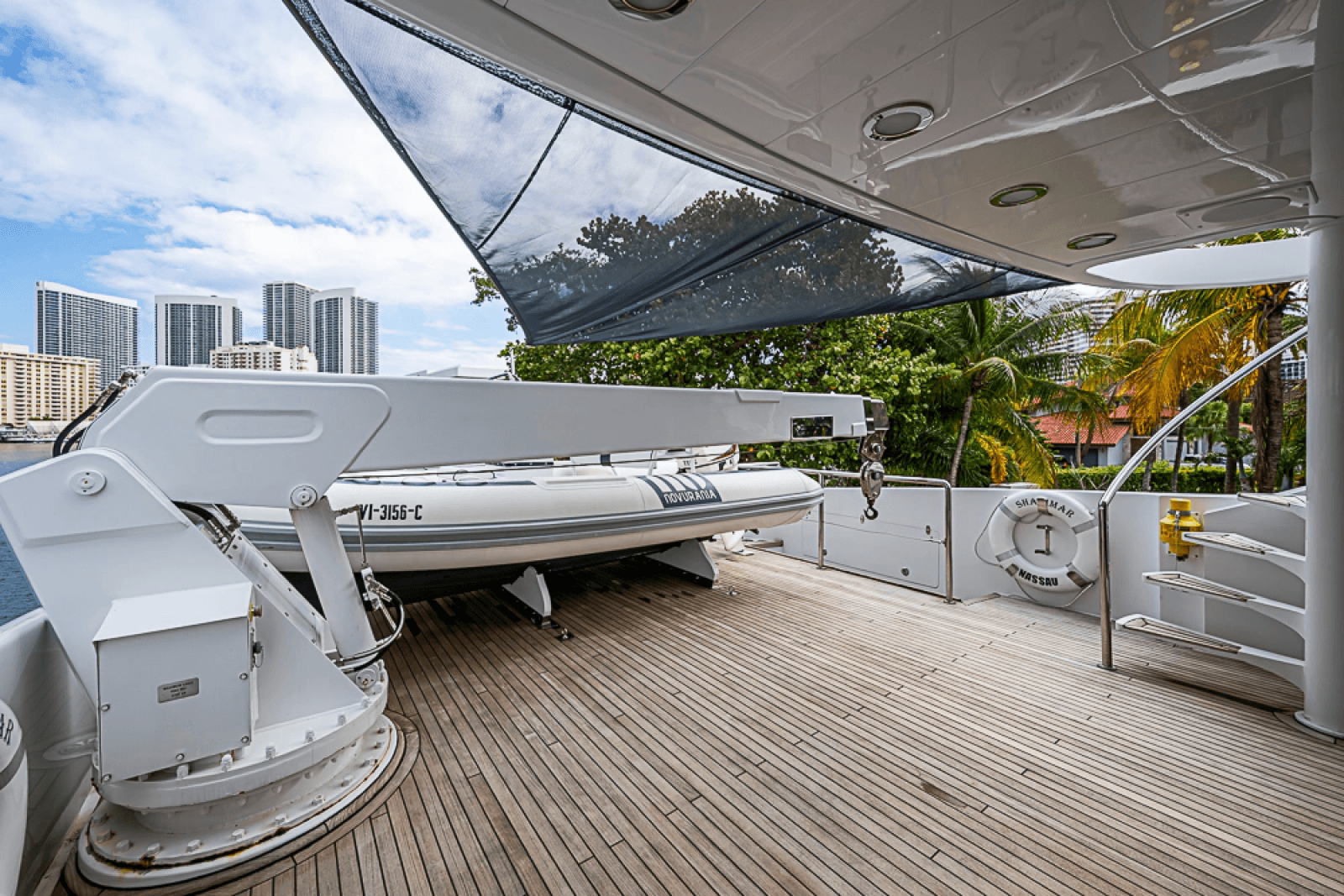 1994 Benetti Trideck