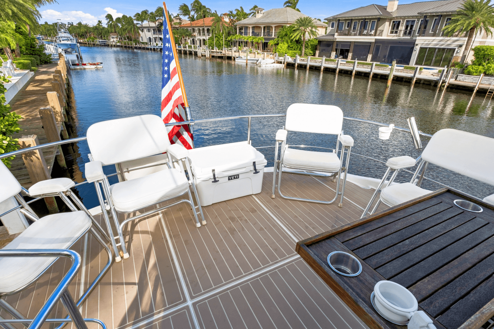 2009 Carver 56 Voyager