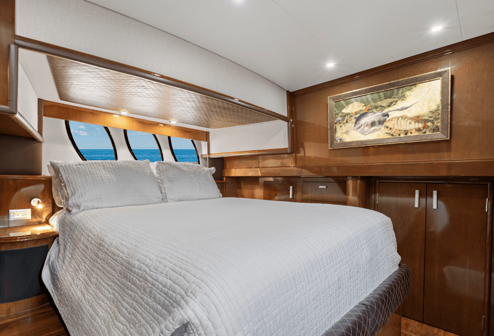 2009 Carver 56 Voyager